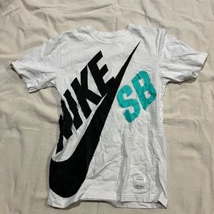 Nike sb t shirt
